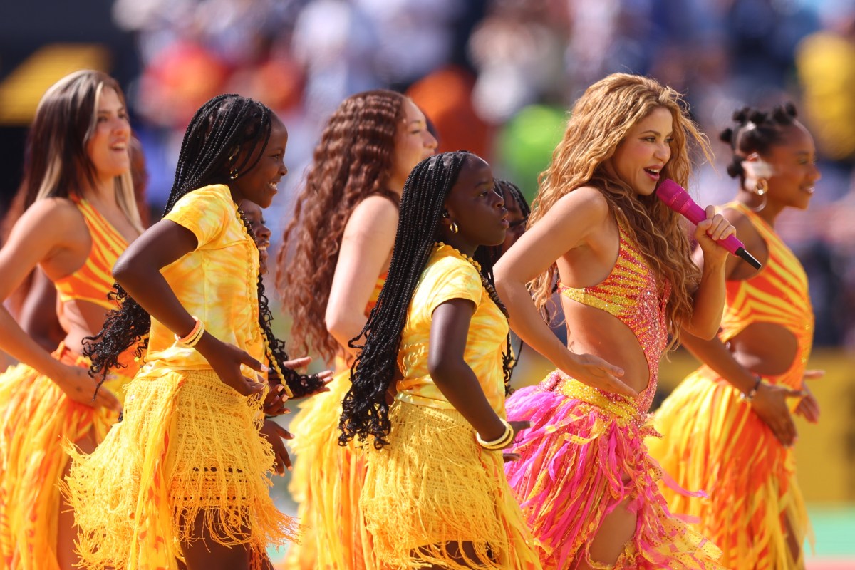 England Soccer Legend Delivers Harsh Verdict on World Cup Halftime Show