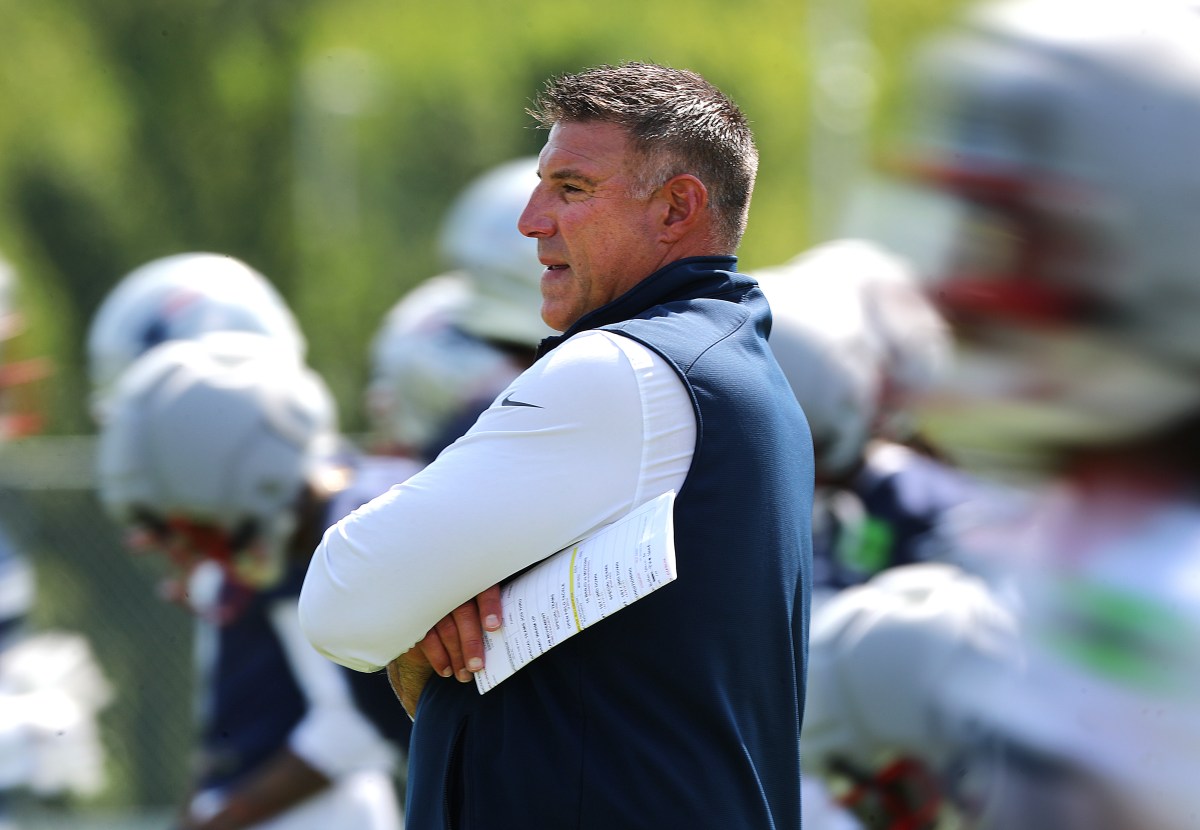 Mike Vrabel Reveals Clear Thoughts on Kayshon Boutte Amid Trade Rumors