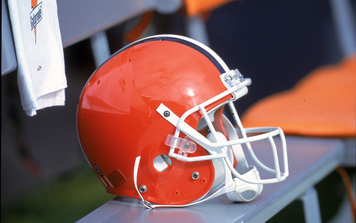 Browns Quarterback, Cleveland Native Bob Ptacek Dies