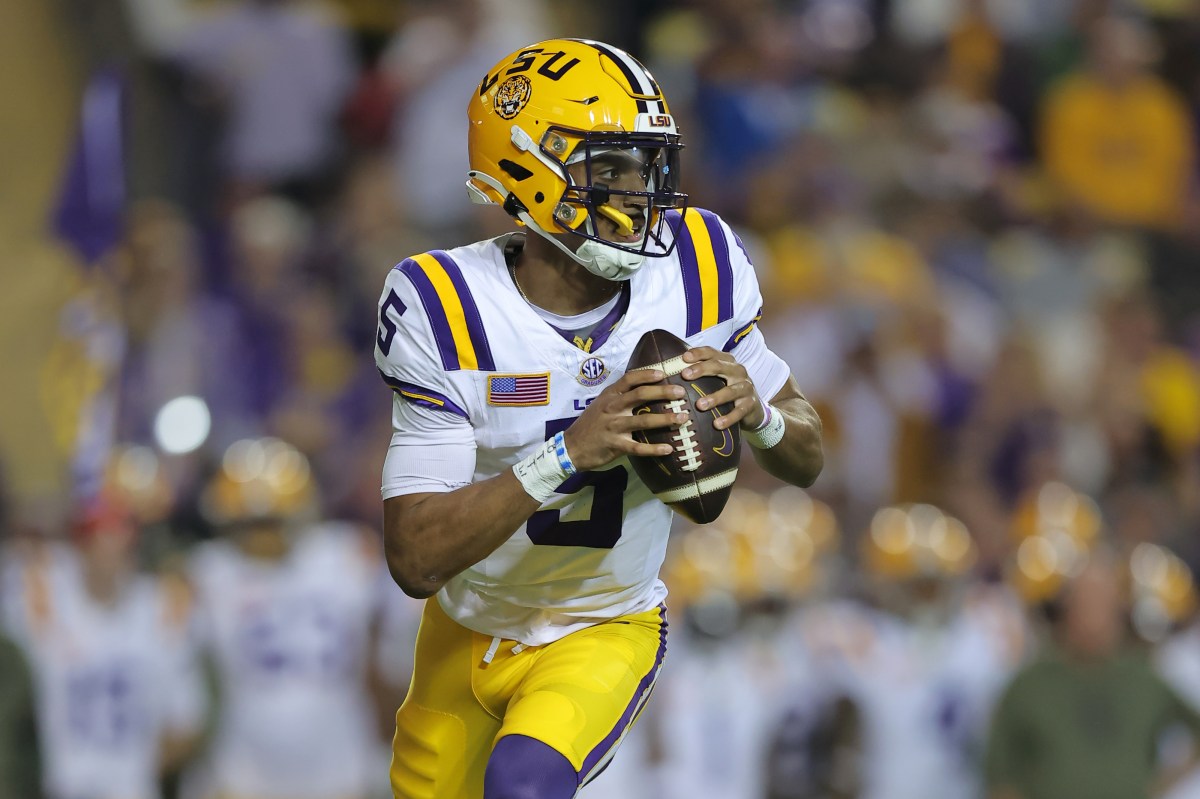 SEC Scheduling Changes Rob Us of Jayden Daniels Bowl