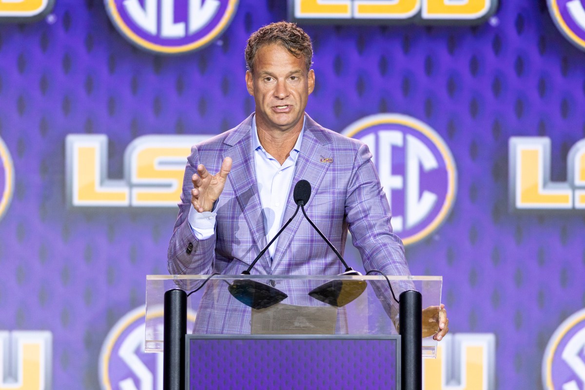 Lane Kiffin, LSU Predicted to Have Disappointing 2026