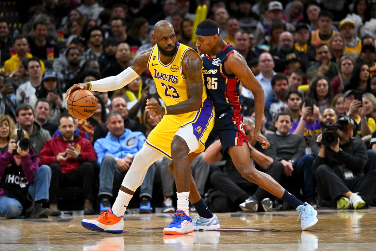 LeBron James Met With Cavaliers, Insider Says