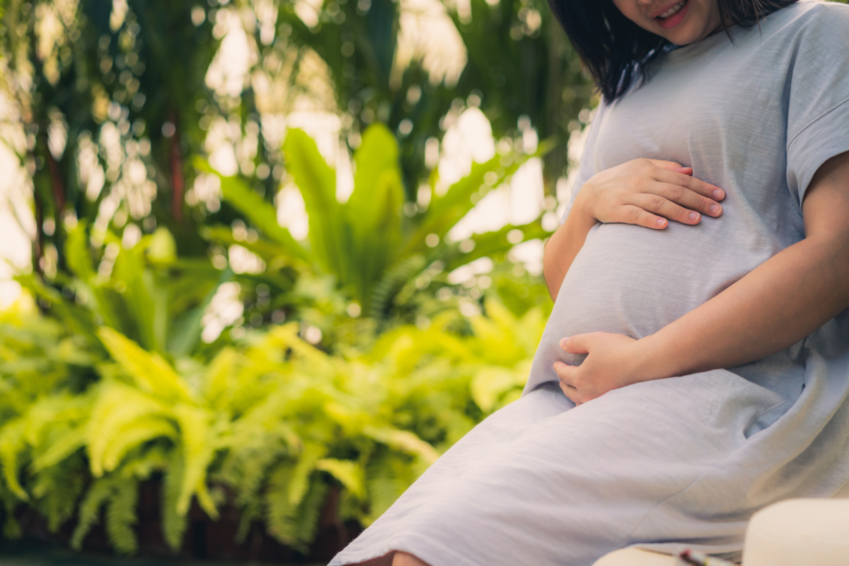 Pregnant Women Exposed to Common Chemical May Face Early Birth Risk