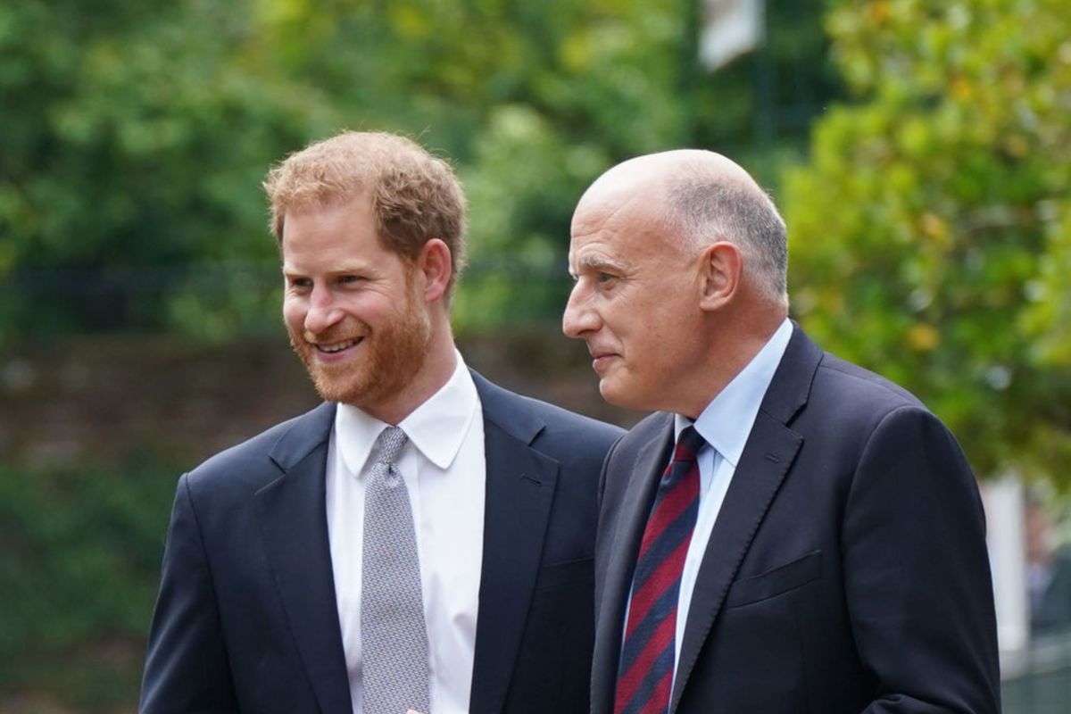 Prince William and Harry Ex-Aide's Defense of Monarchy Compared to Data