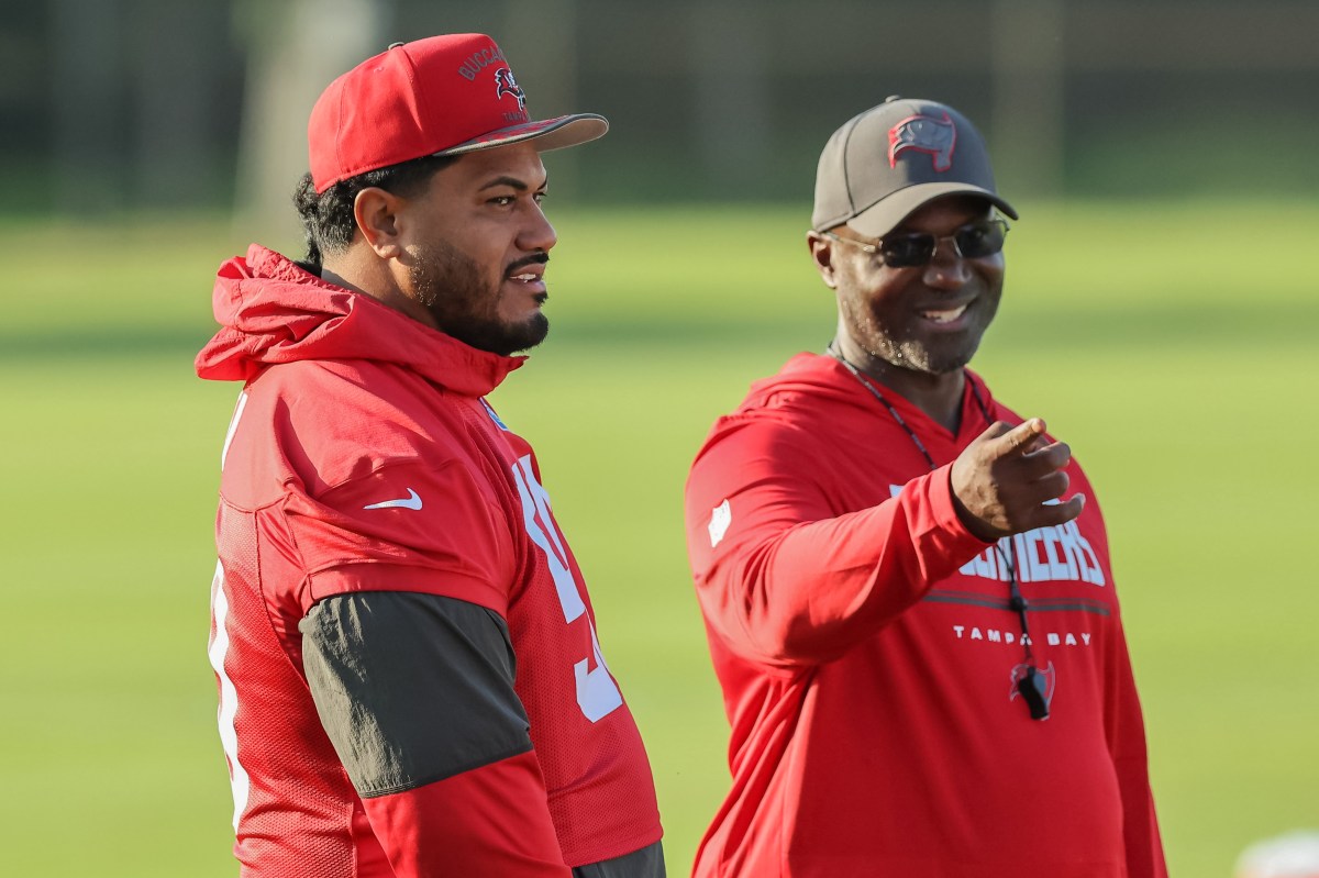 Vita Vea Missing Practice With Injury Amid Trade Talk
