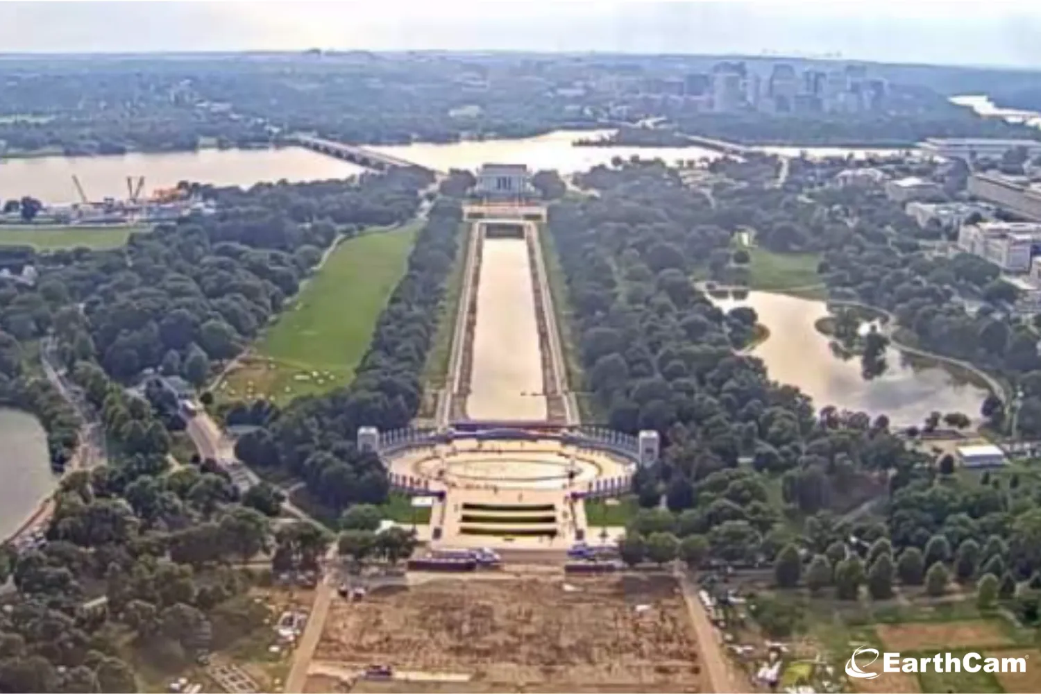Read article: Lincoln Memorial Pool ‘Gash’ Mystery Might Finally Be Answered