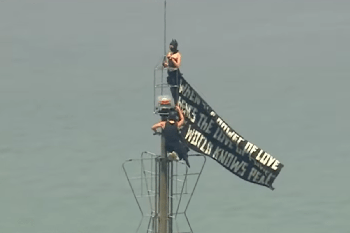 Protesters Climb Empire State Building, Unfurl Flag: What to Know