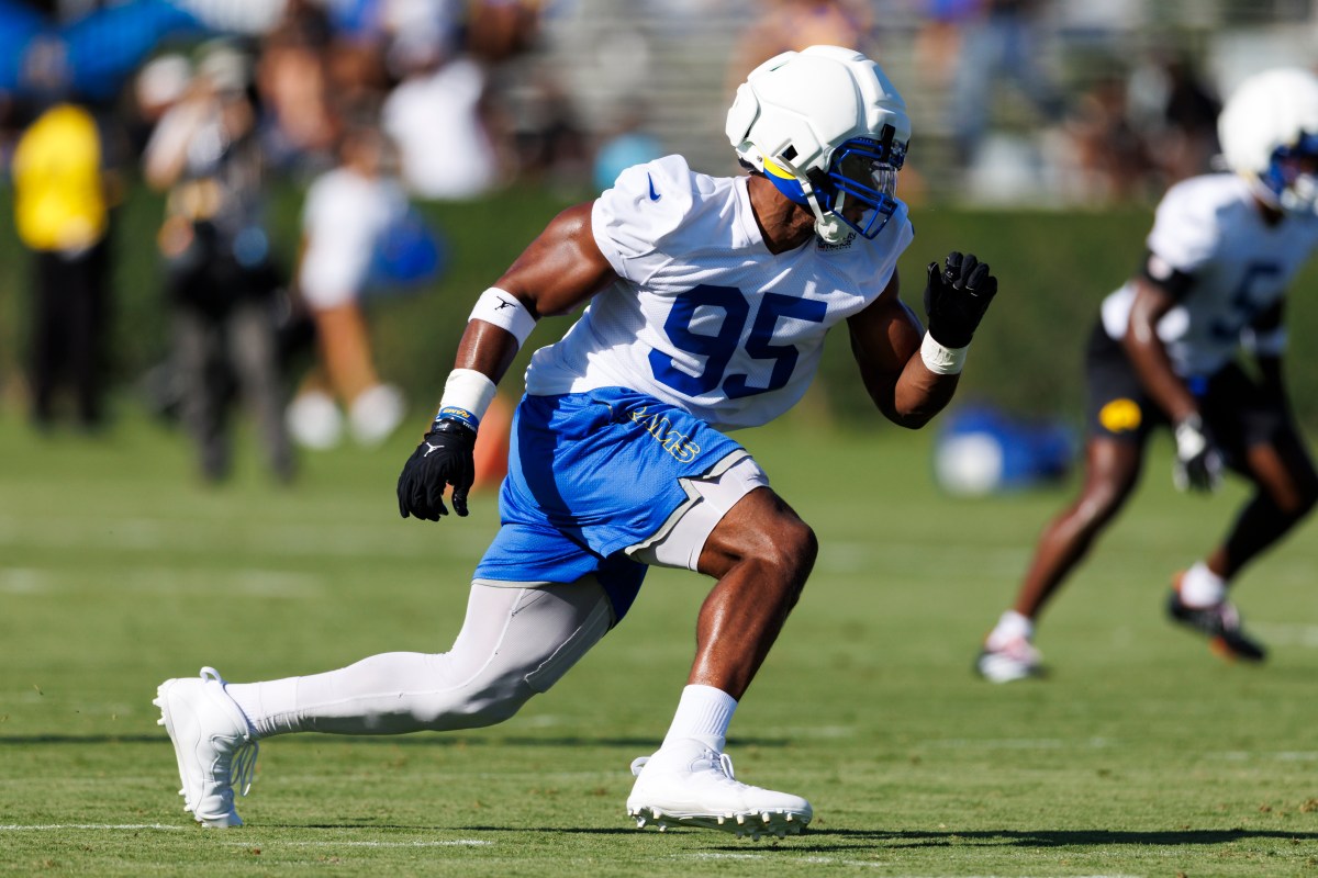Myles Garrett's 'Aura' Has Rams Excited at Training Camp