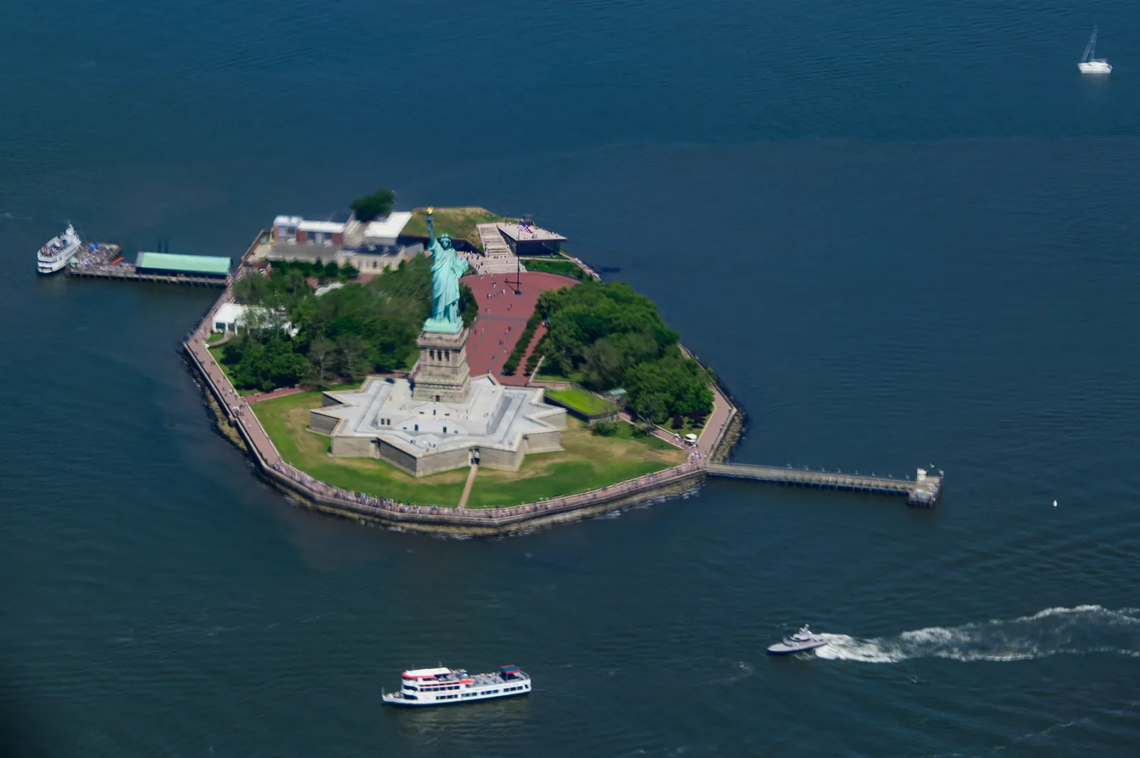 Image for article: Boat Captain Arrested After Woman and Baby Die in New York Boat Capsizing