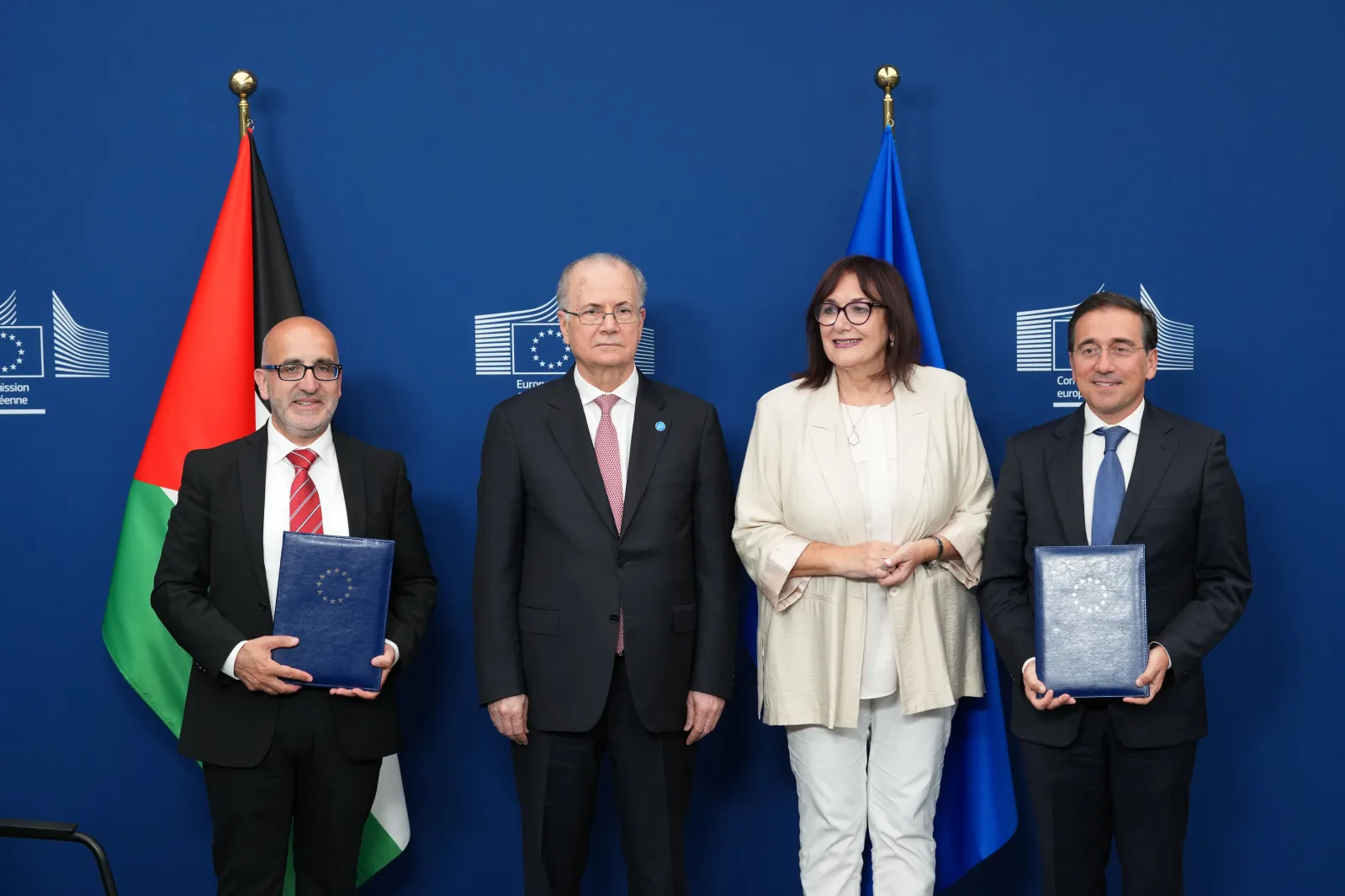  Palestinian Authority Finance Minister Estephan Salameh, Palestinian Prime Minister Mohammad Mustafa, European Commissioner for the Mediterranean Dubravka Suica and Spanish Foreign Minister Jose Manuel Albares Bueno after a signing ceremony during a Palestinian Donors Group meeting at EU headquarters in Brussels on July 13, 2026. (AP Photo/Marius Burgelman)