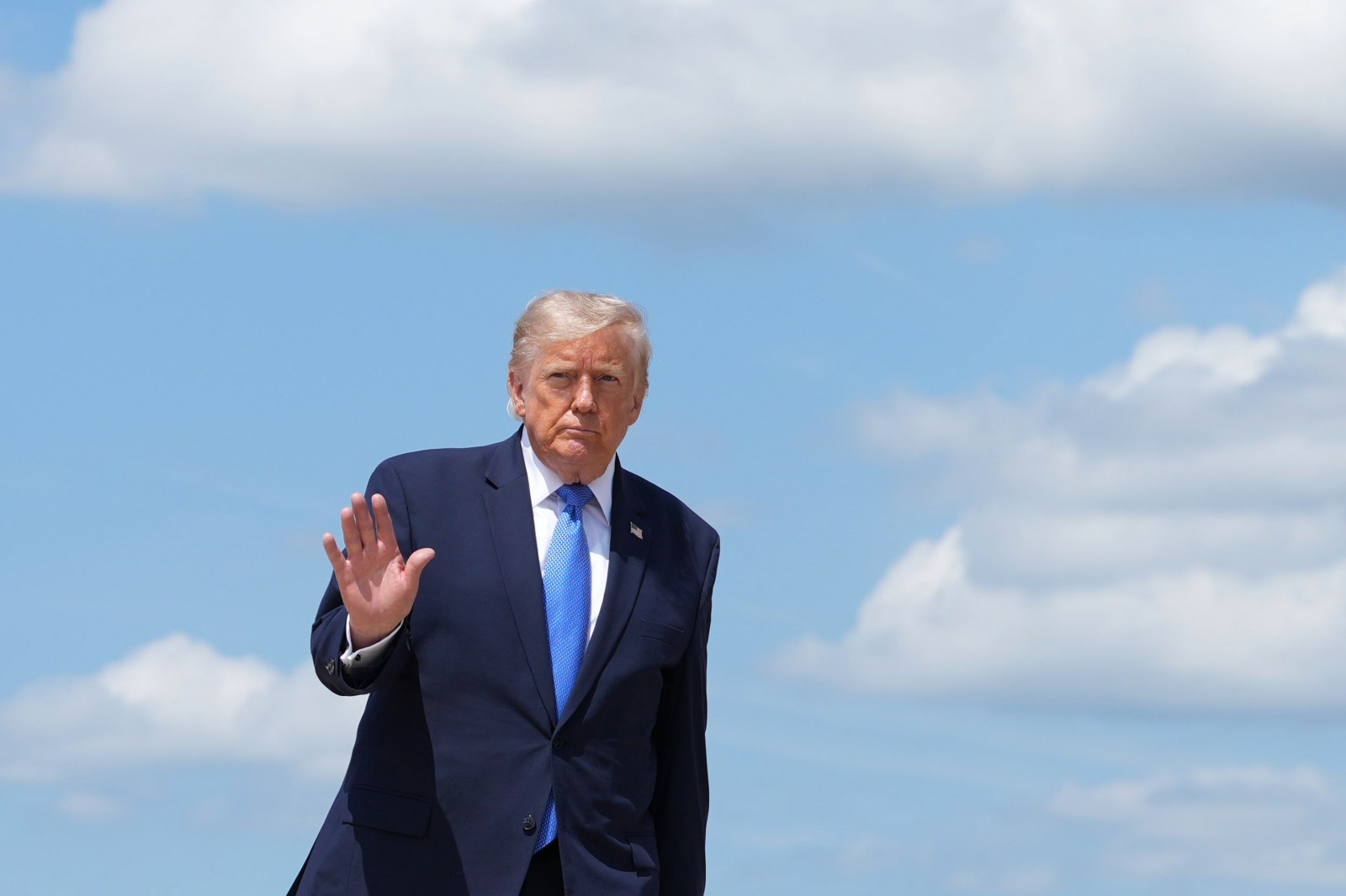 newsweek.com - Hugh Cameron - Trump's approval rating on economy as he makes appeal to voters