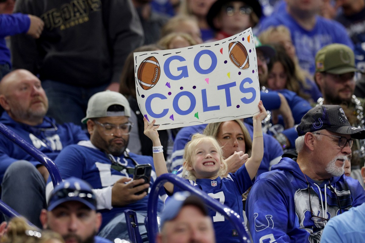 Colts Superfan Gets Wild Haircut to Support the Team