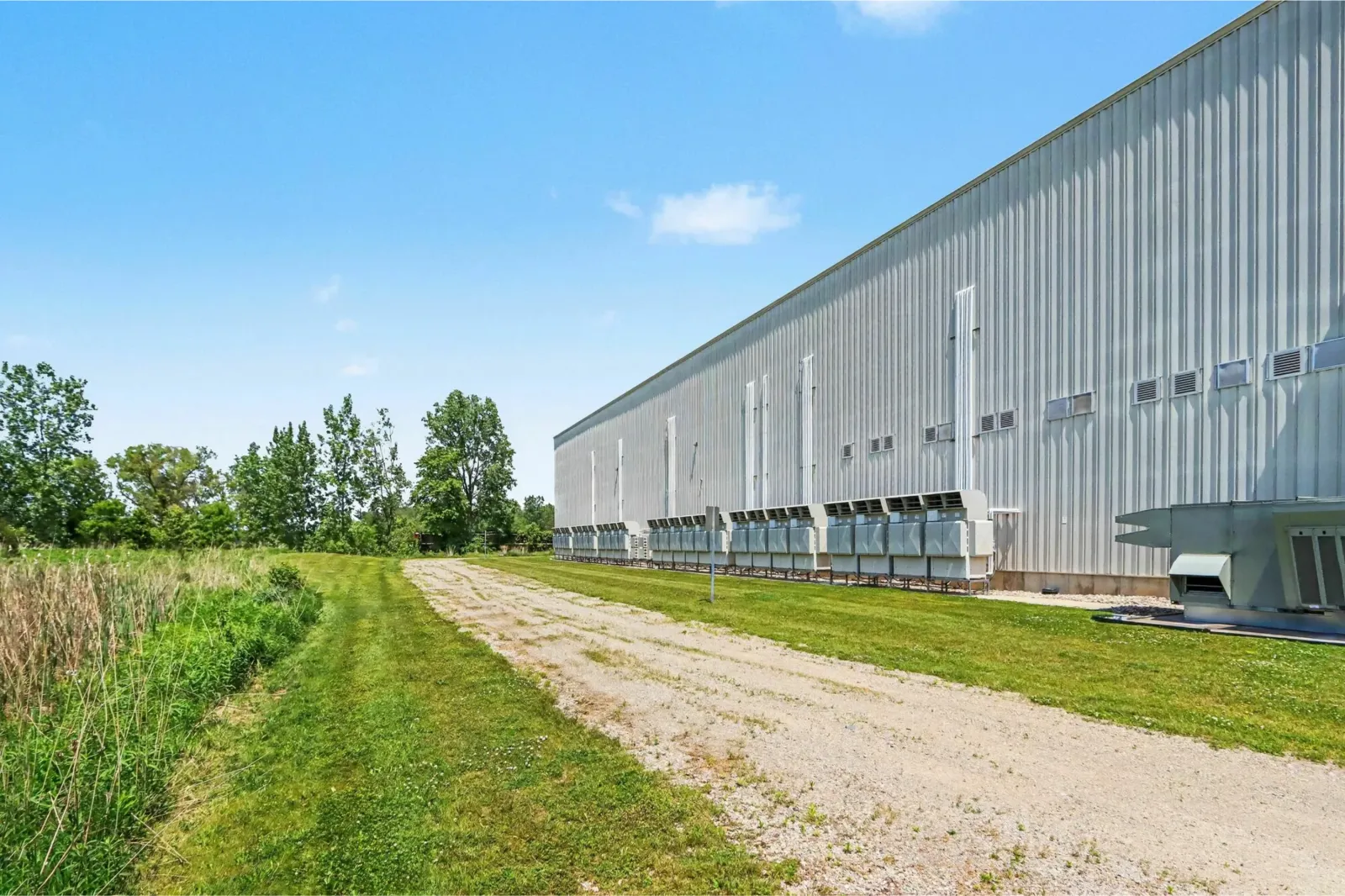 An image of 2839 Full Circle Drive in Kalamazoo, Michigan, a former cannabis facility that Harbor Farmz is marketing as an ideal property for a data center.
