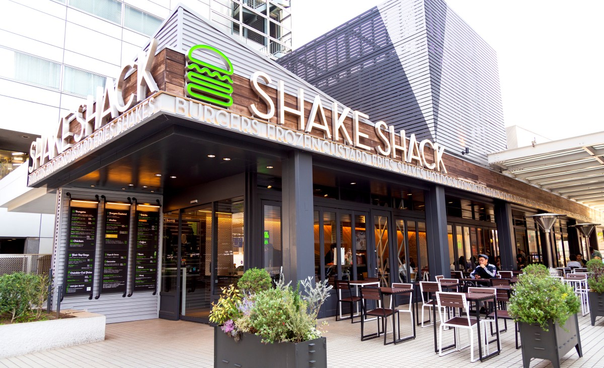 Shake Shack Faces Questions Over Machine Tip Error in Online Video