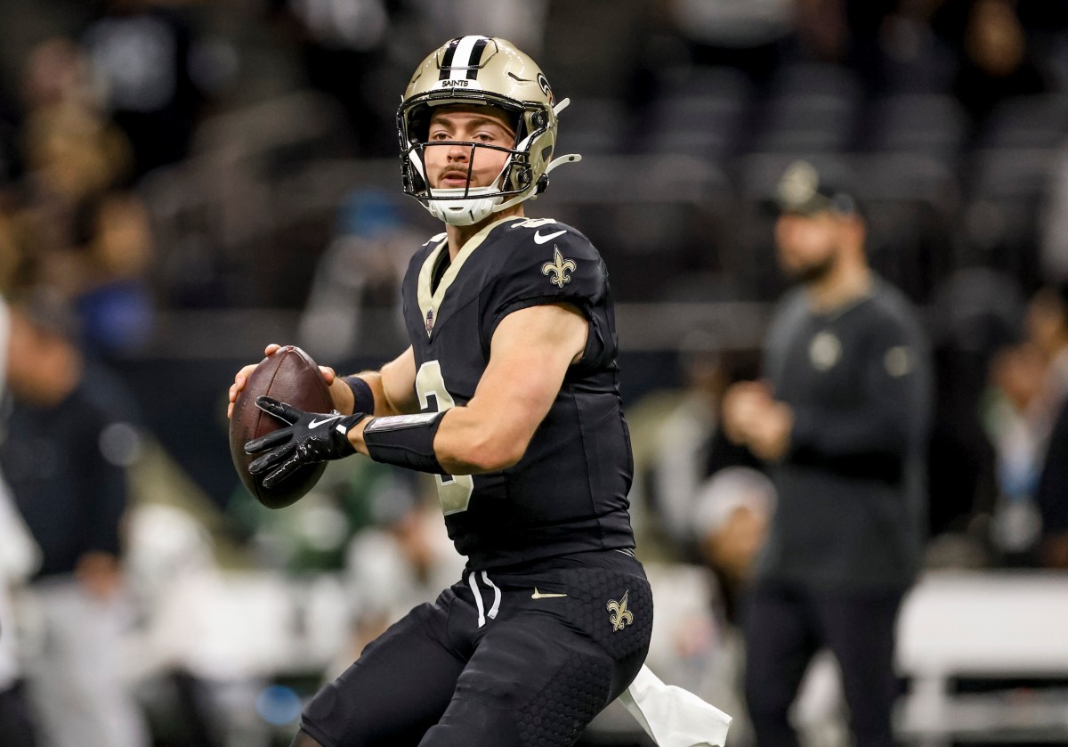 Giants Move Fast on New QB After Brandon Allen's Rough Preseason Opener