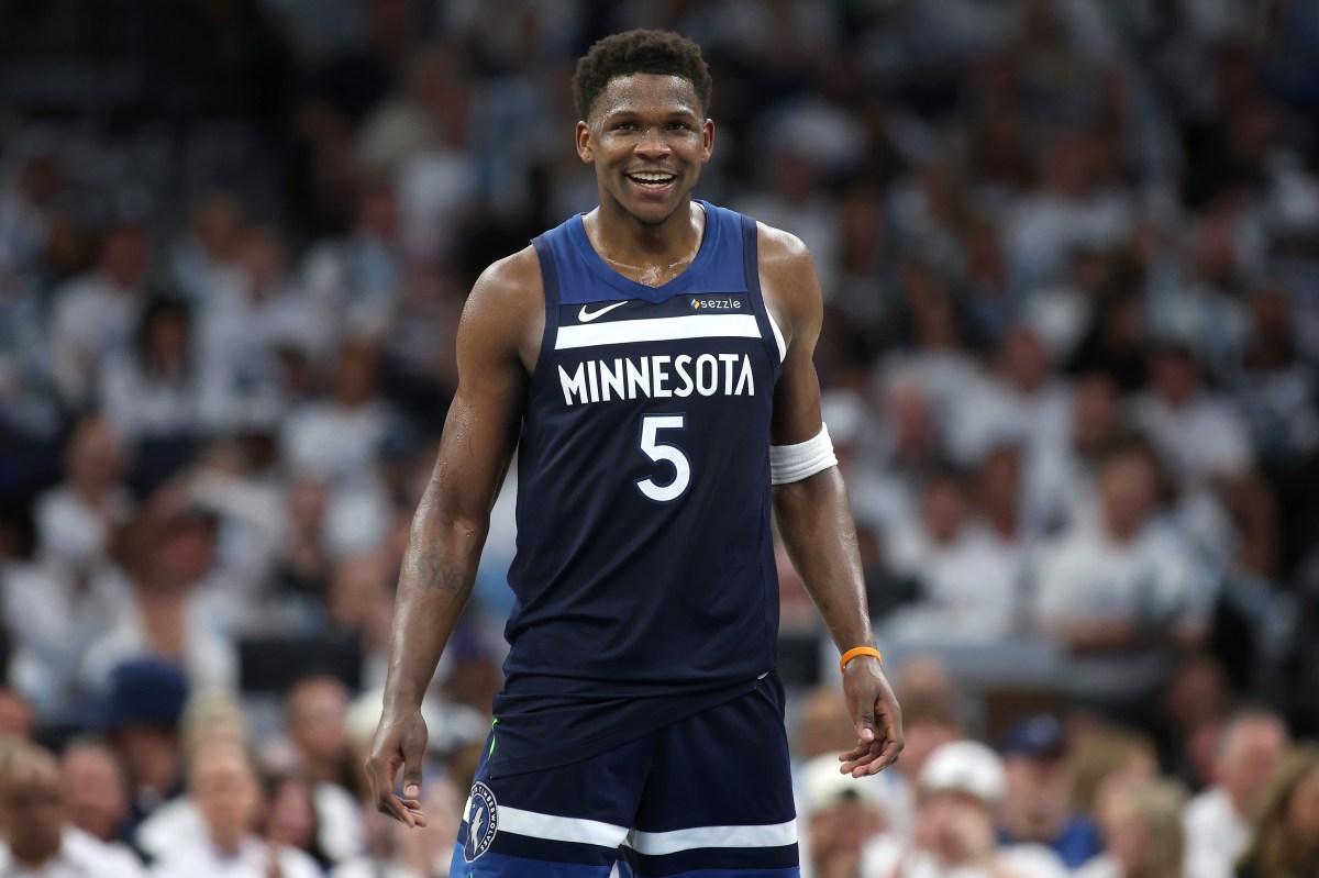 Minnesota, Yüksek Hacimli Step-back Üçlükçü Lamelo Ball'ı Takas Ederek Sezon Dışının En Büyük Hamlelerinden Birini Yaptı