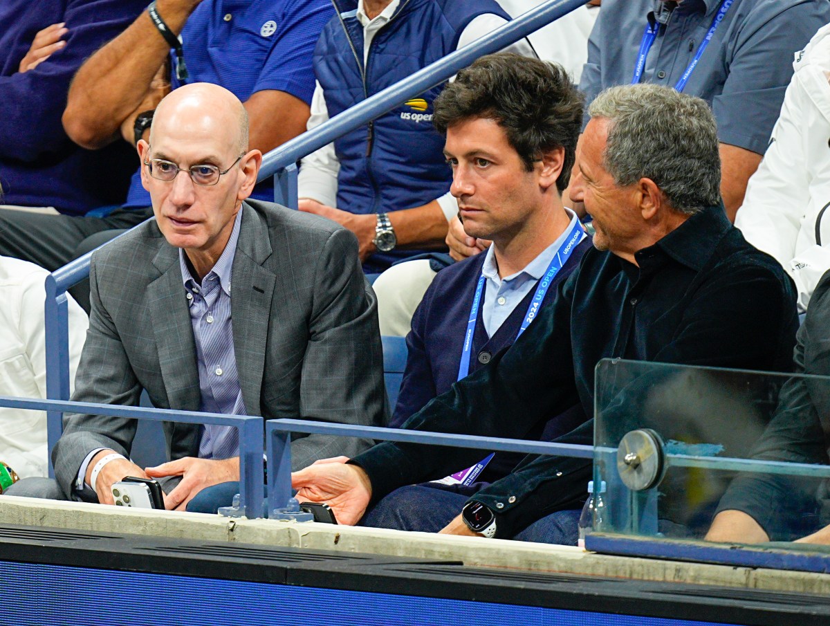 Bob Iger, Josh Kushner Buy Los Angeles Lakers for NBA-Record Price: Report