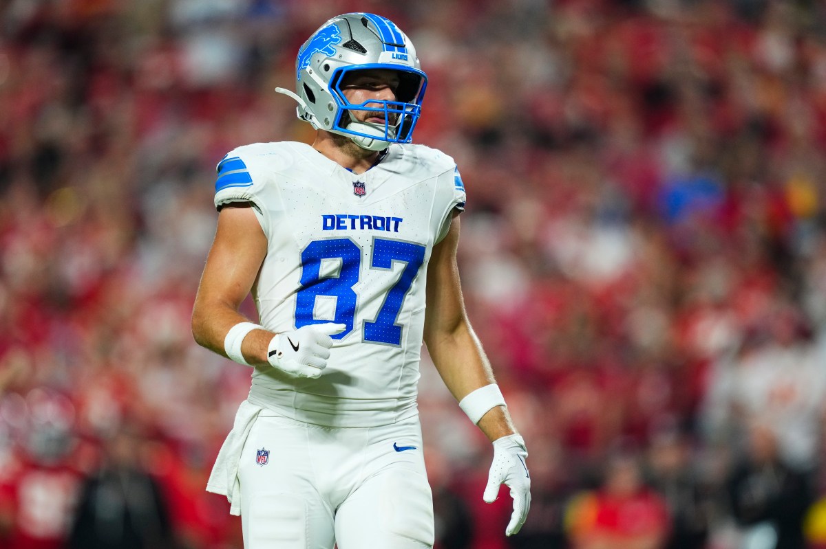 Lions HC Dan Campbell Gives Uneasy Update on TE Sam LaPorta
