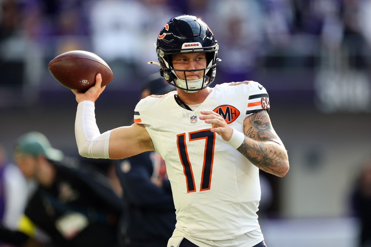 Bears QB Ruled 'Week to Week' With Hamstring Injury
