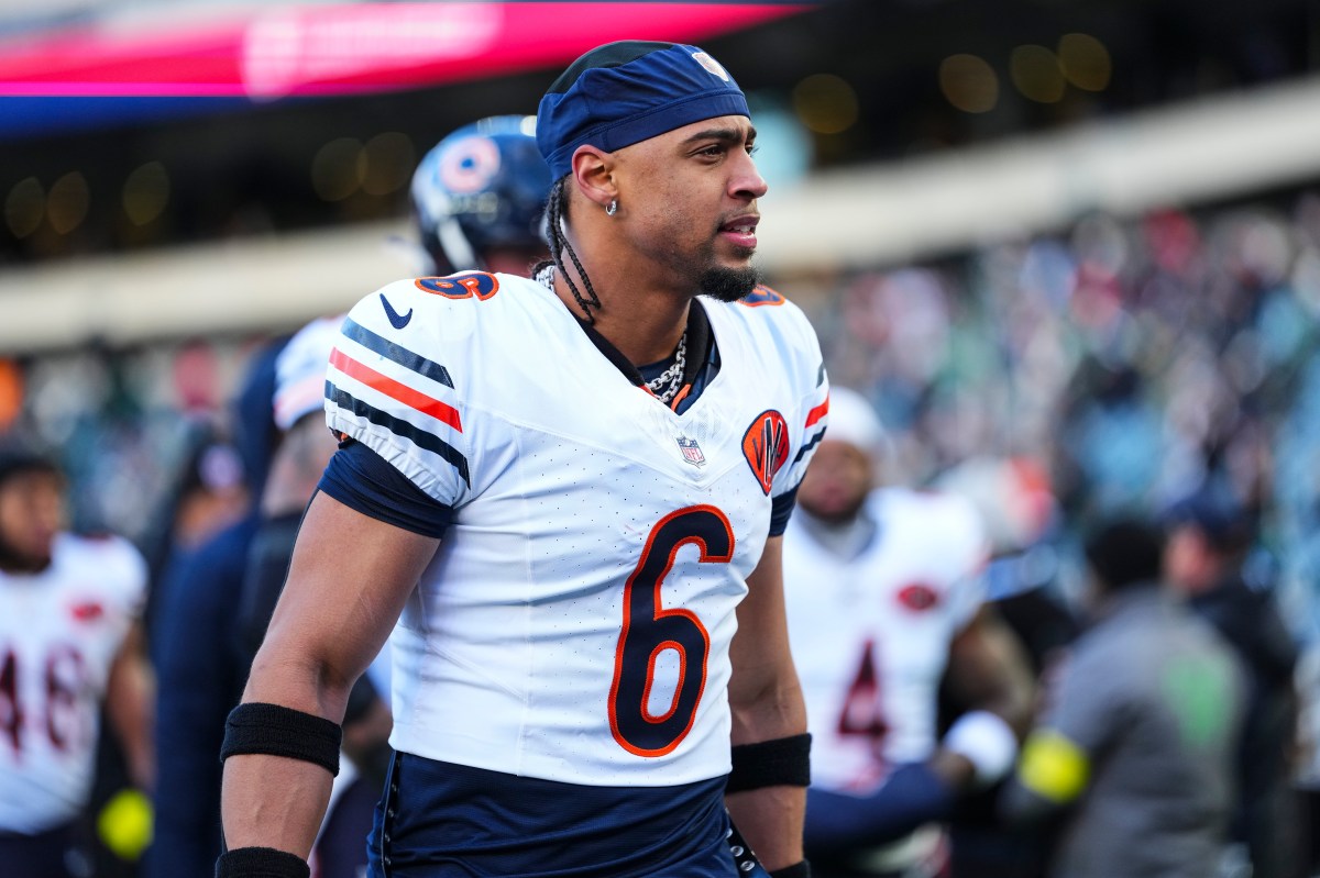 Bears Insider Raises Concern Over Star CB's Status Ahead of 2026 Season