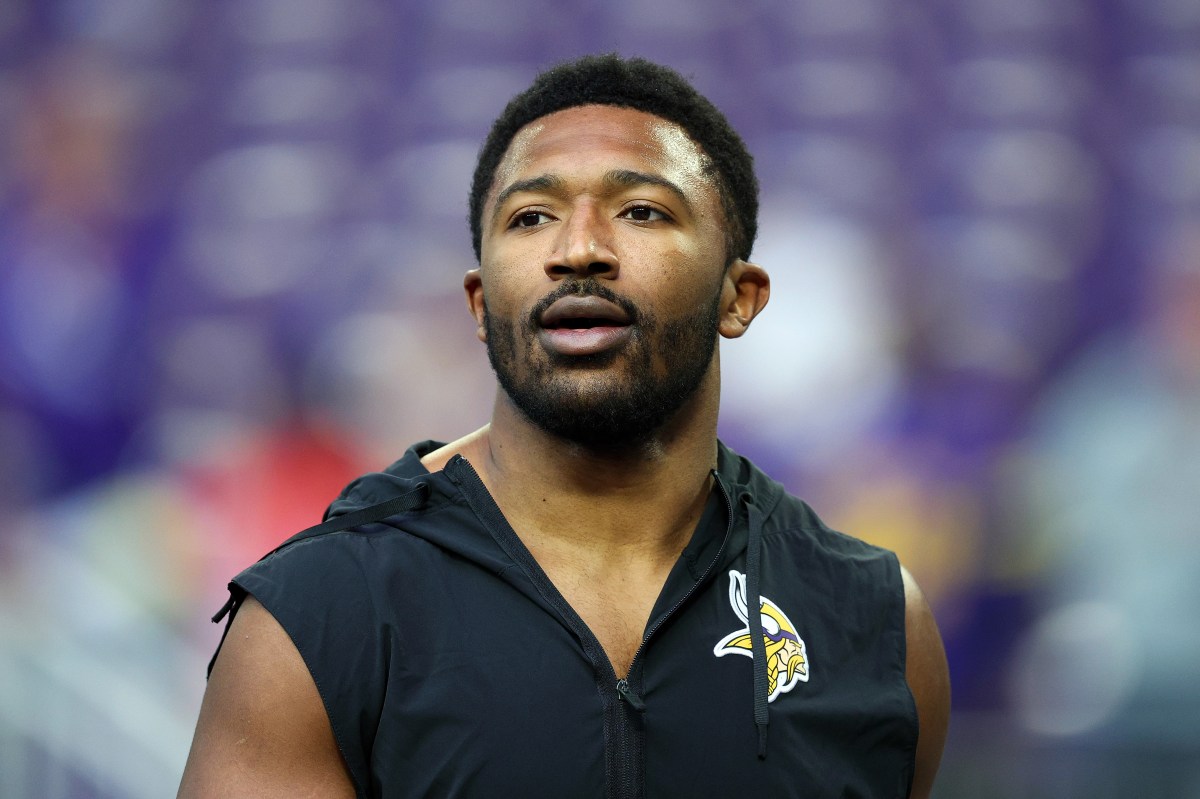 Eagles DC Drops Concerning Update on Jonathan Greenard, Jonathan Jones