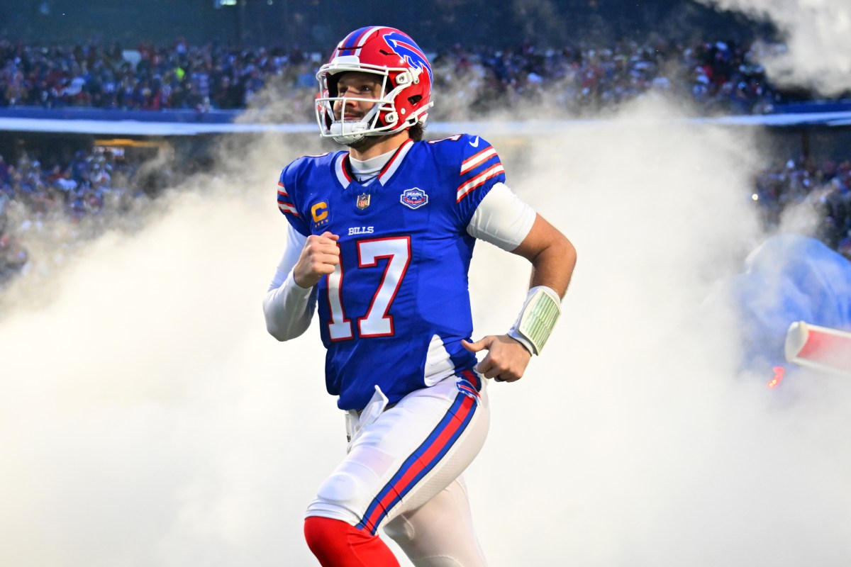 Bills QB Josh Allen Plans to 'Keep Knocking' on Postseason Door