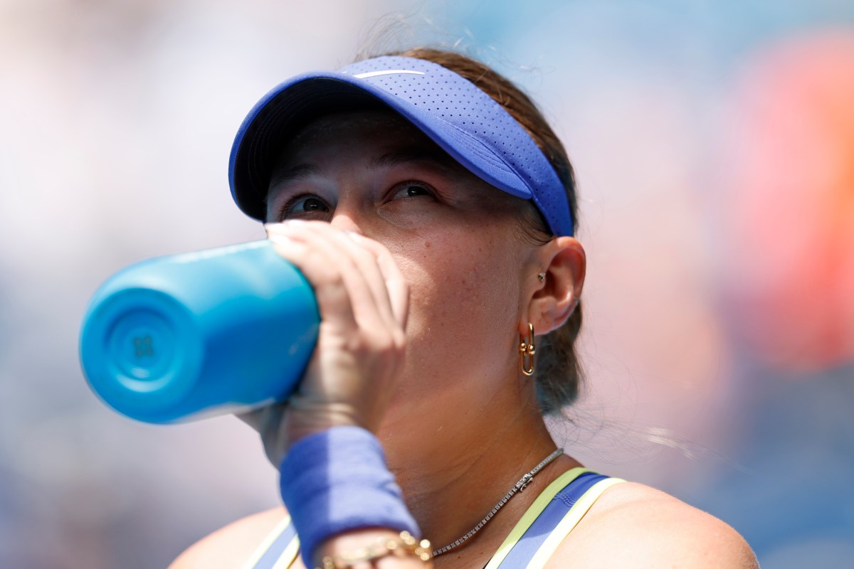Was Tennis Star Drinking Beer? Amanda Anisimova's Mystery Drink Goes Viral