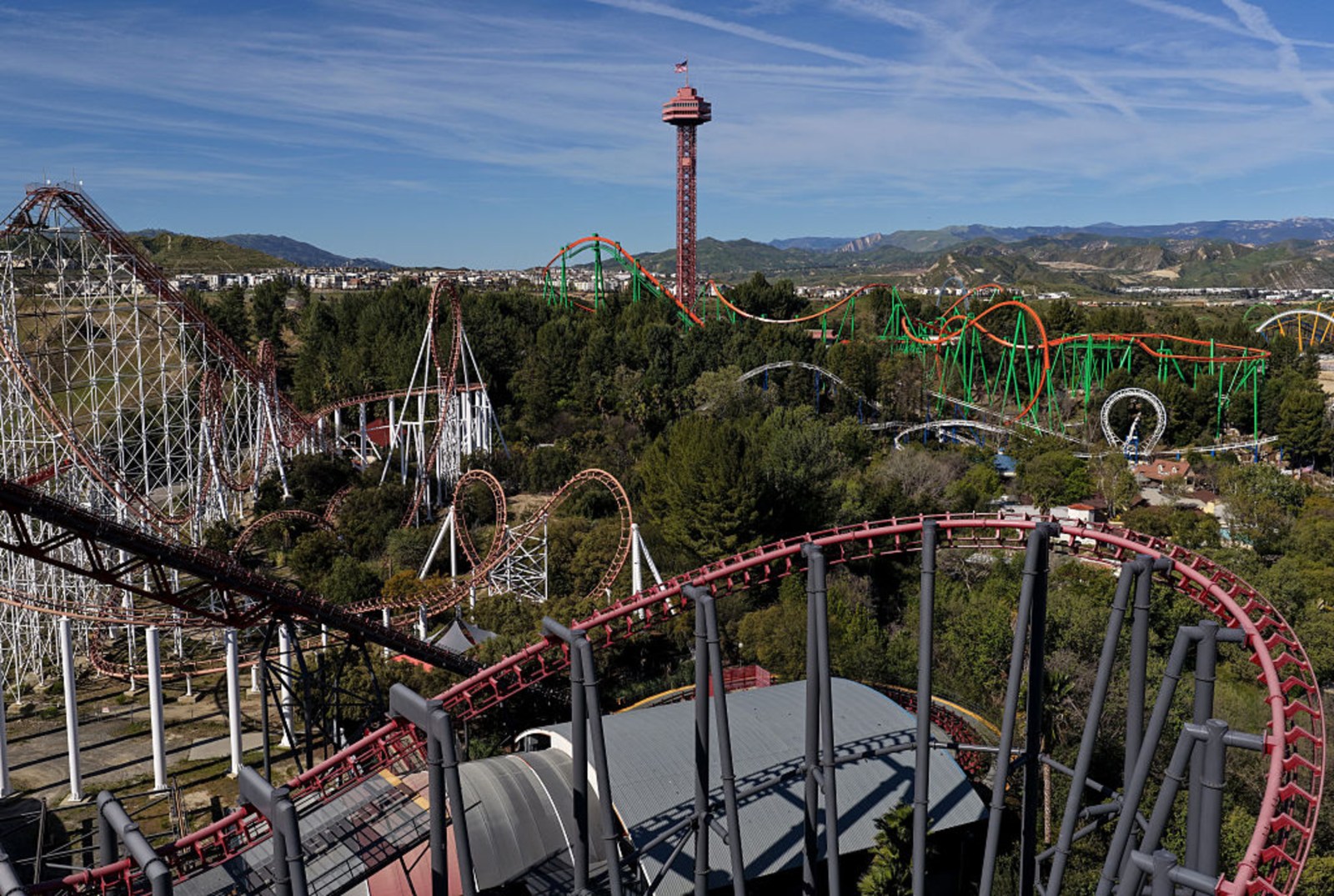 newsweek.com - Anna Skinner - Likelihood of roller coaster injuries after popular ride hospitalizes two