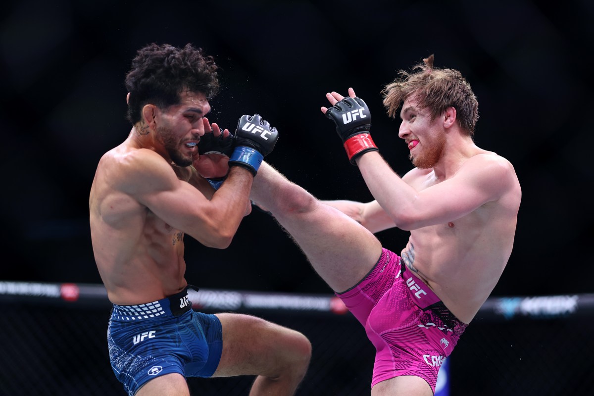 UFC Featherweight Pondering Retirement After Medical Emergency