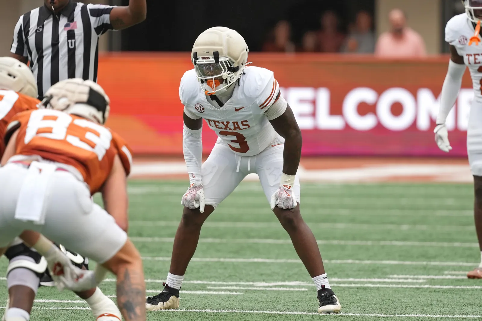 Texas LB Rasheem Biles