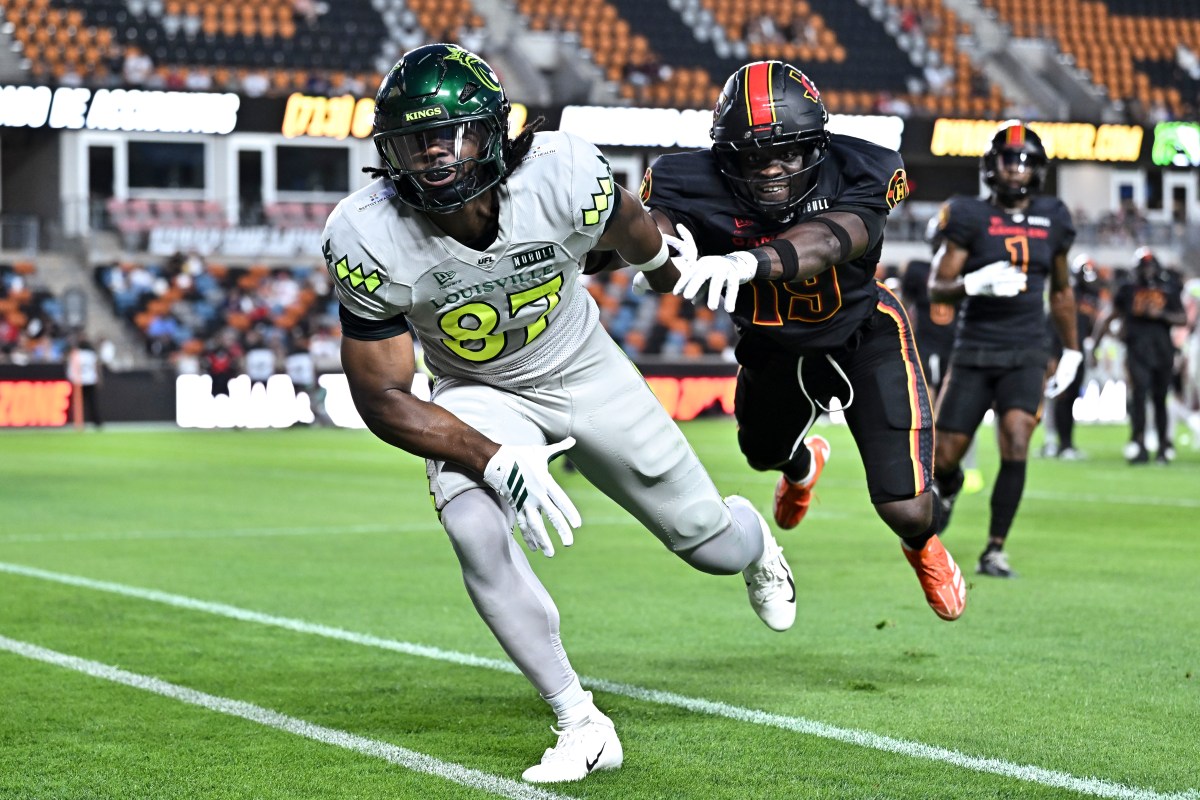 Commanders Give Jayden Daniels Another Playmaking TE