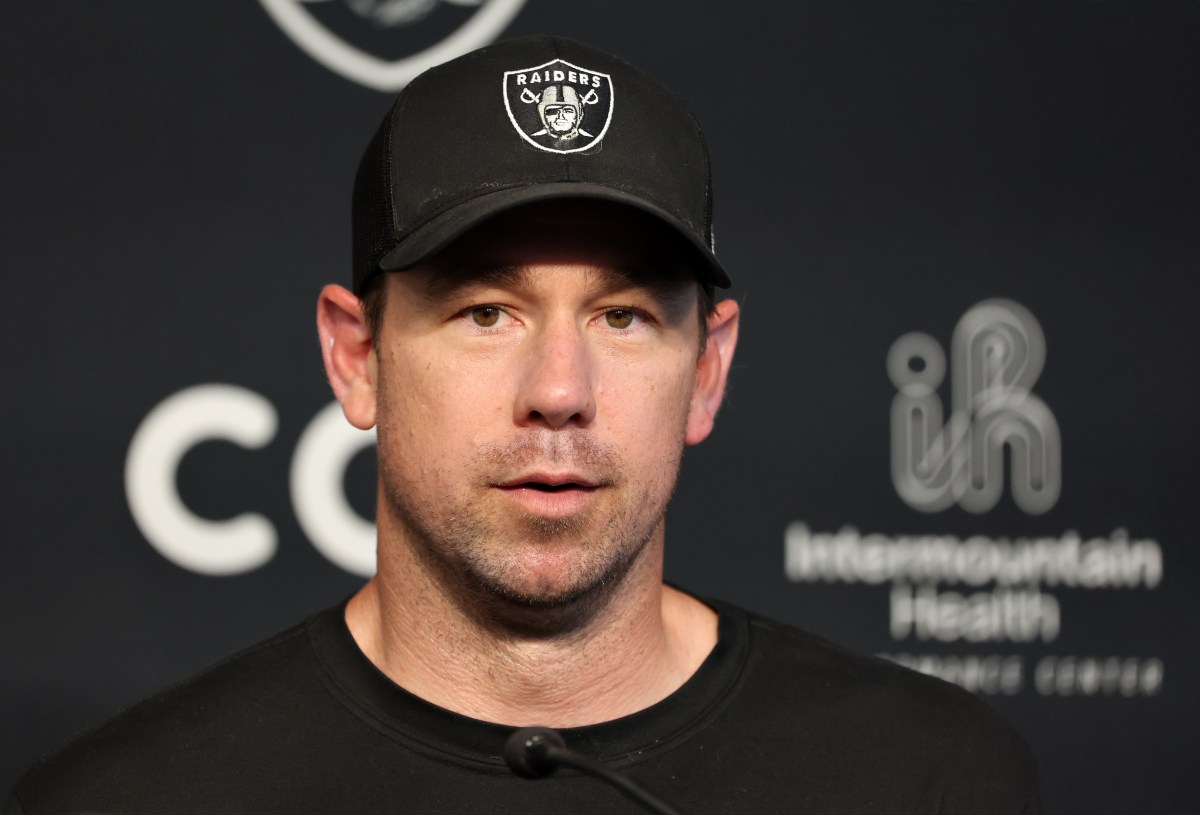 Raiders Coach Reacts to Heated Kirk Cousins-Maxx Crosby Exchange