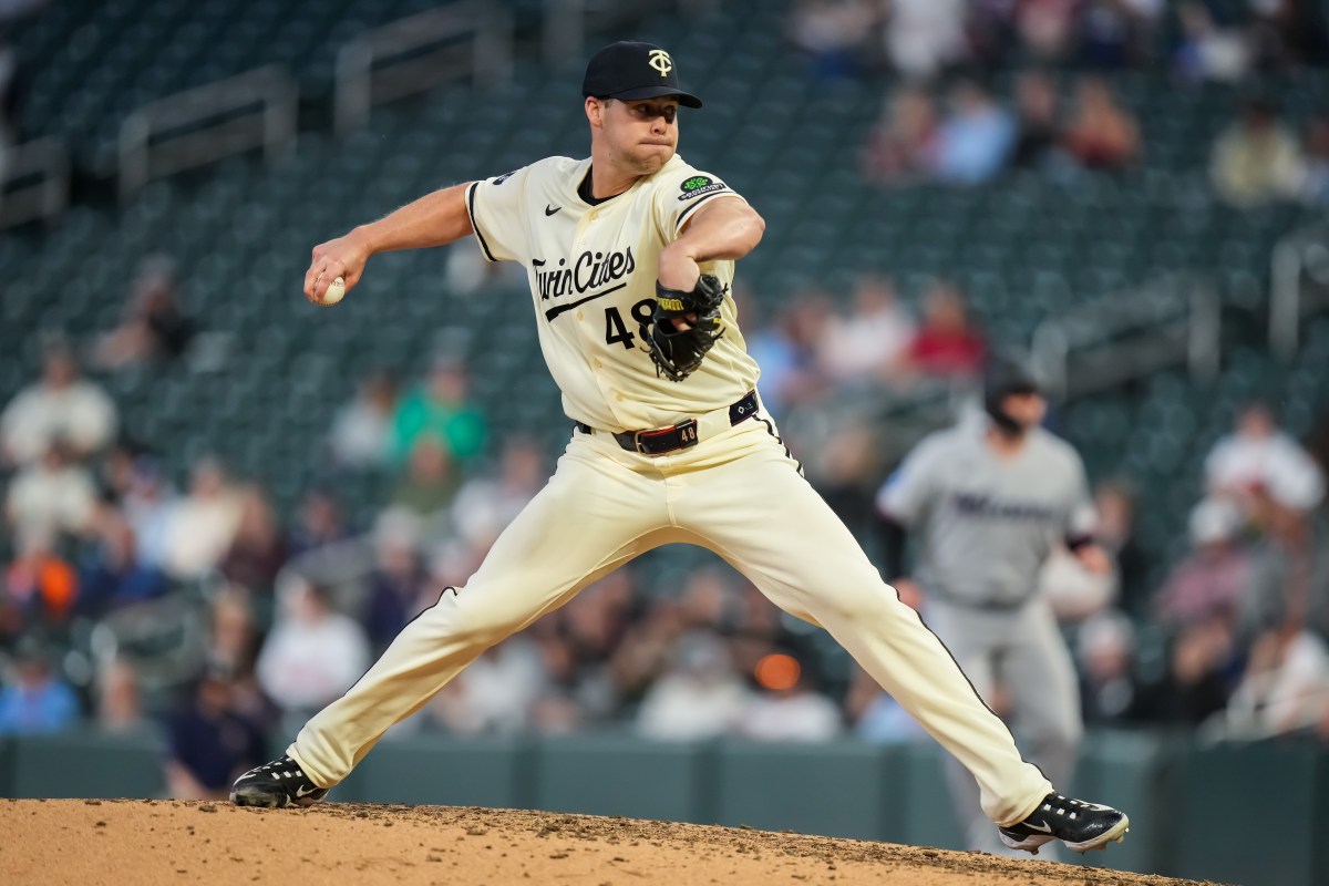 Yankees Sign 7-Year MLB Veteran Relief Pitcher