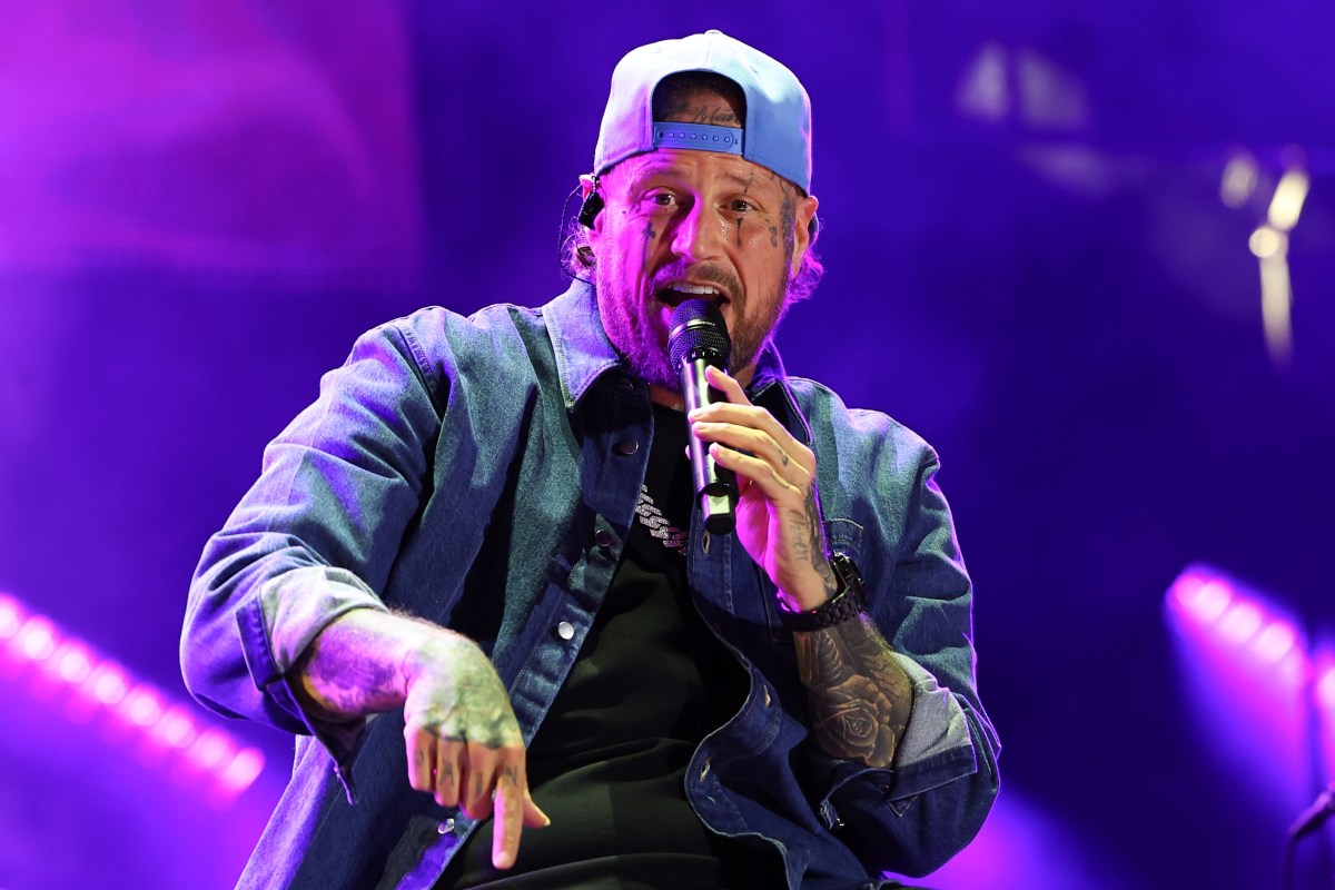 Jelly Roll Mocks Backlash Over Trump Jokes During Late Night Monologue