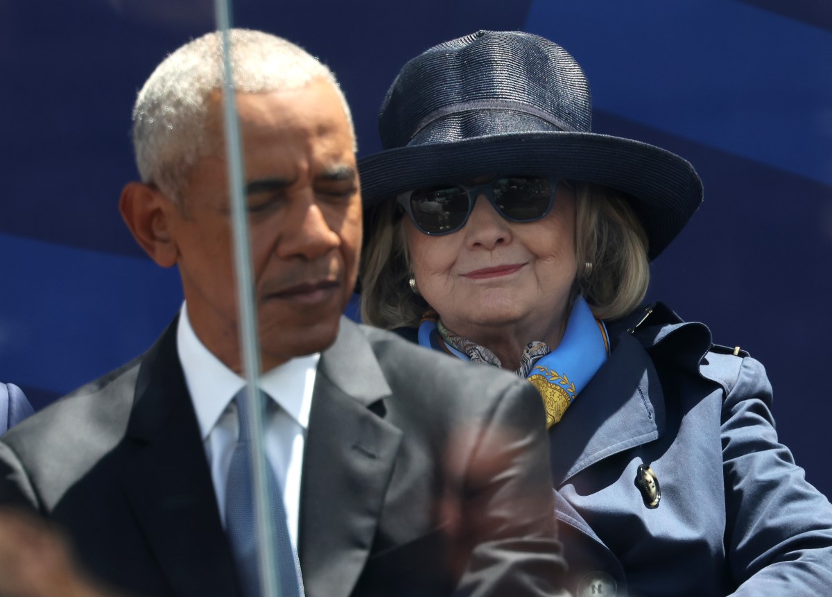 Hillary Clinton Shares Barack Obama's Response to Michelle's Trump Swipe