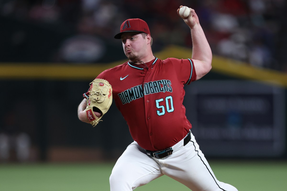 Giants Claim Pitcher Off Waivers From Diamondbacks