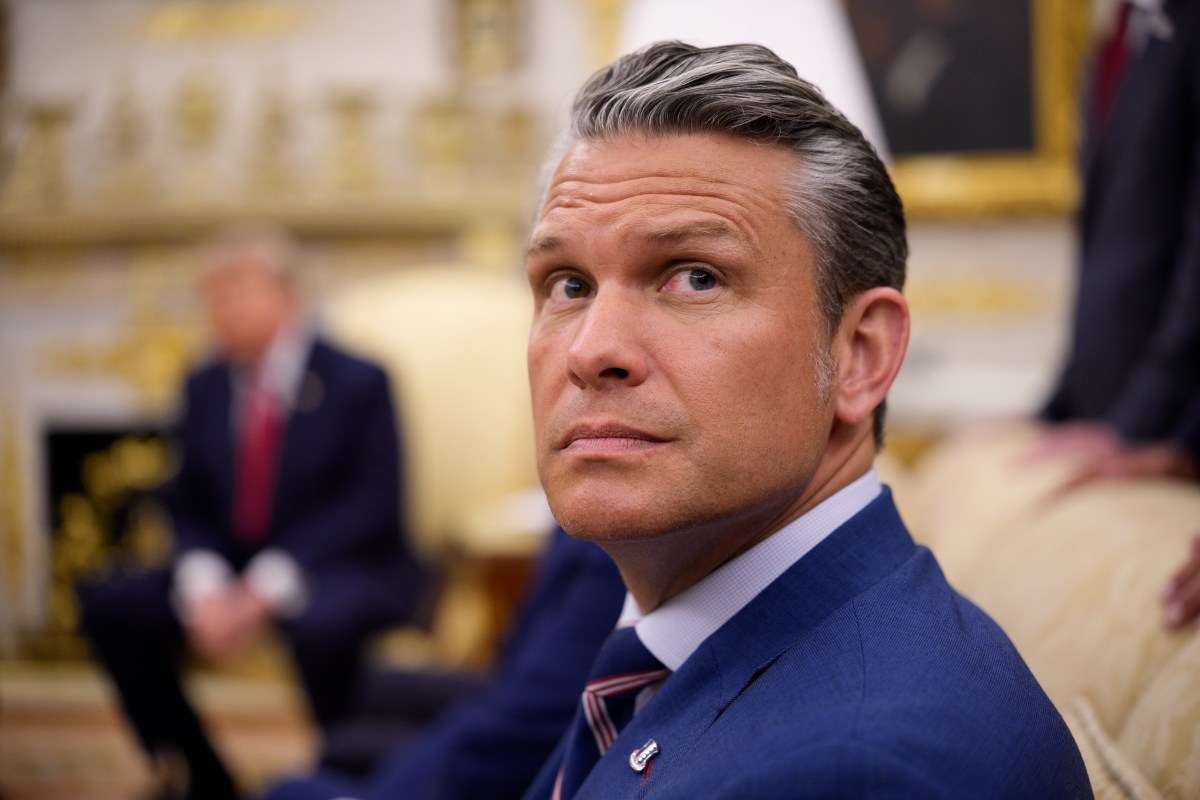 Pete Hegseth Loses Support Among Republicans Amid Alleged Trump Feud Pete Hegseth Loses Support Among Republicans Amid Alleged Trump Feud