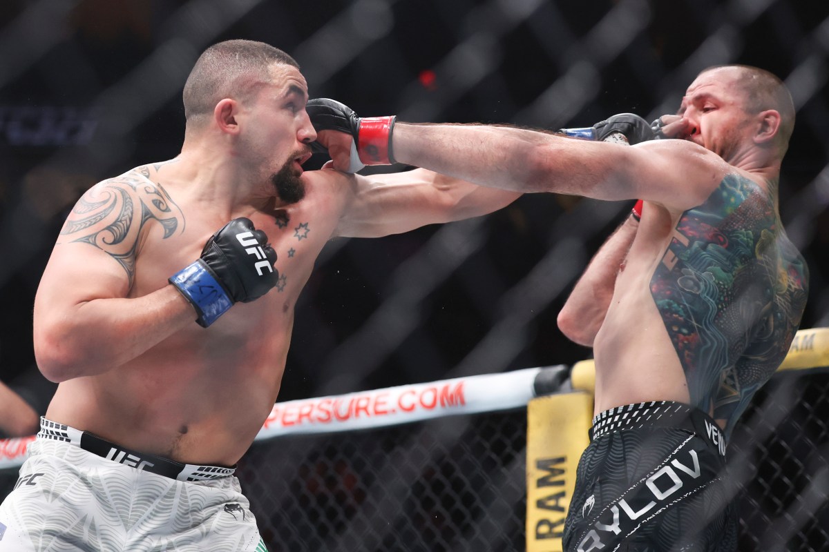 Robert Whittaker Accepts Fight Callout From Jan Blachowicz