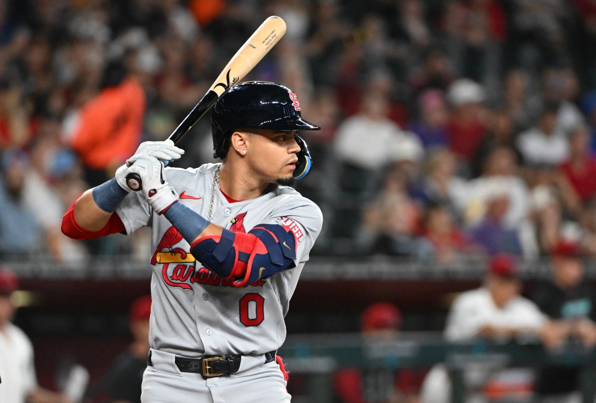 As They Should, Cardinals Will Return to Wearing Navy Blue Caps on Road