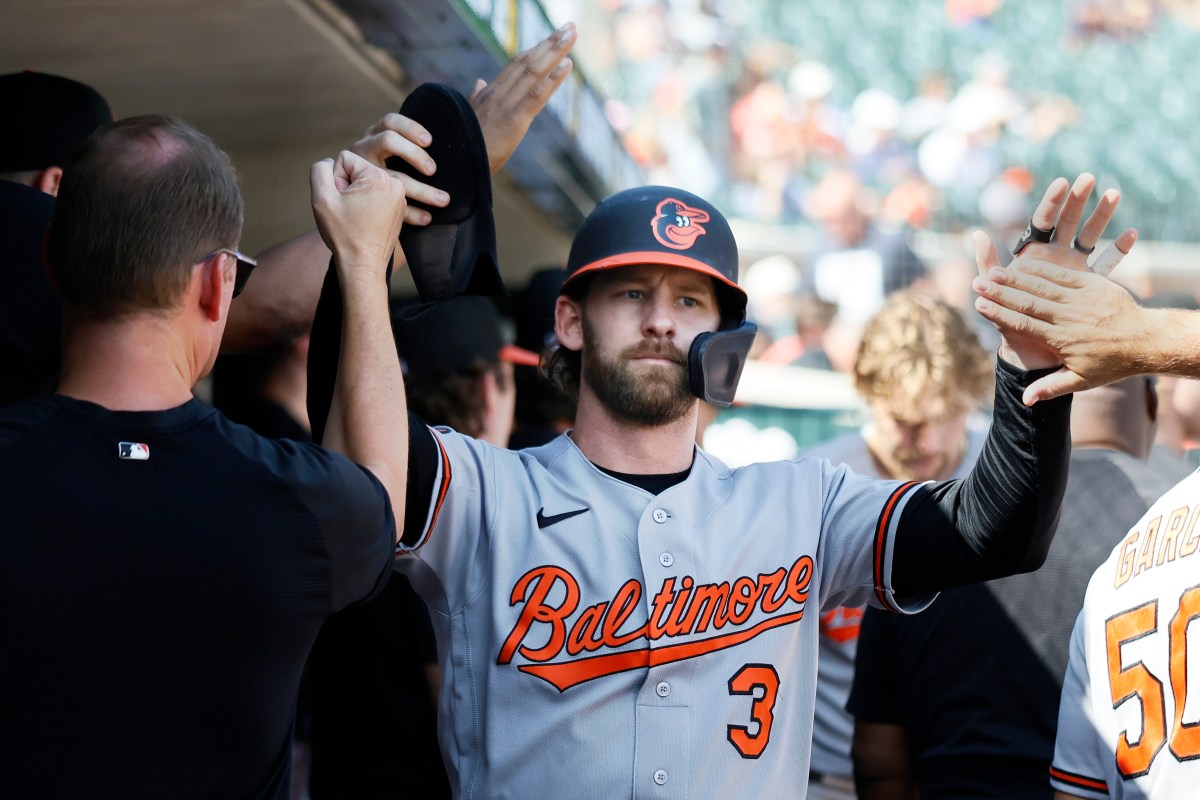 Mariners Acquire Former 36-HR Outfielder From Orioles