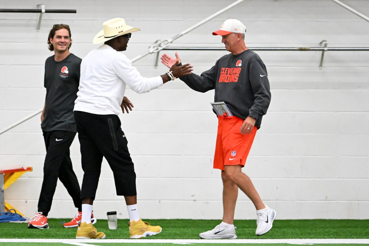 Deion Sanders' Final Message Before Browns Quarterback Decision Going Viral