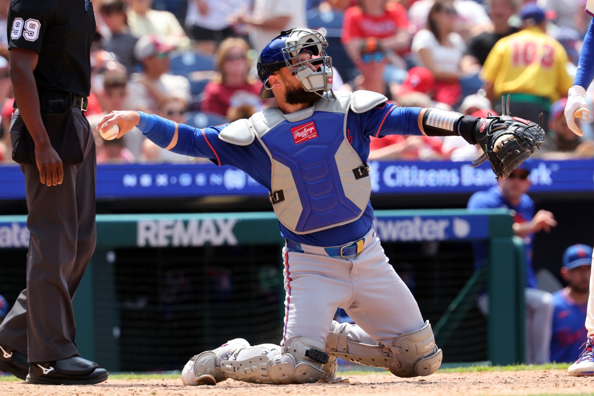 Mets Not Planning to Trade Veteran Catcher