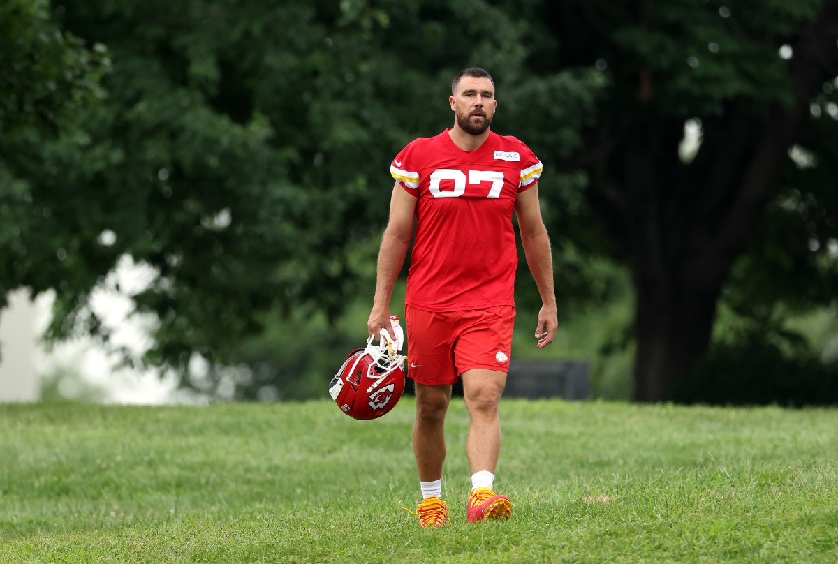 Chiefs Star Travis Kelce Sends Clear Message on Potentially Final Season