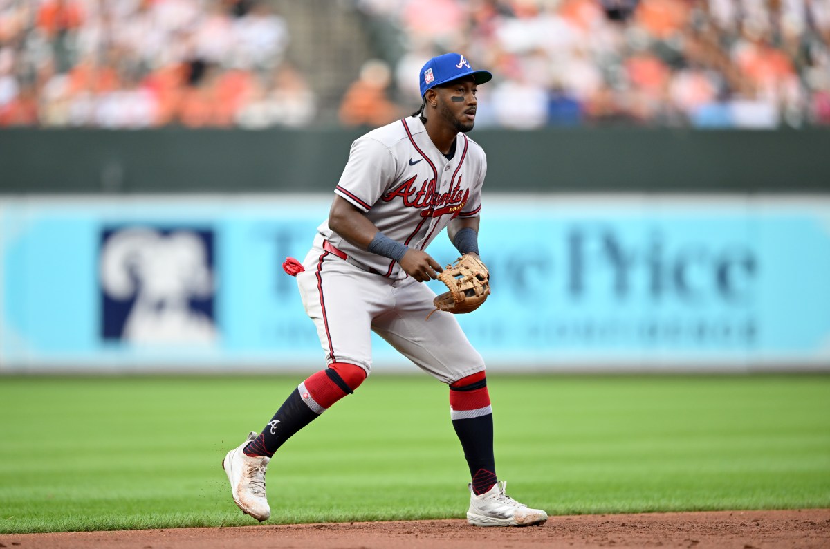 Rays Sign Former Braves Infielder & DFA Pitcher