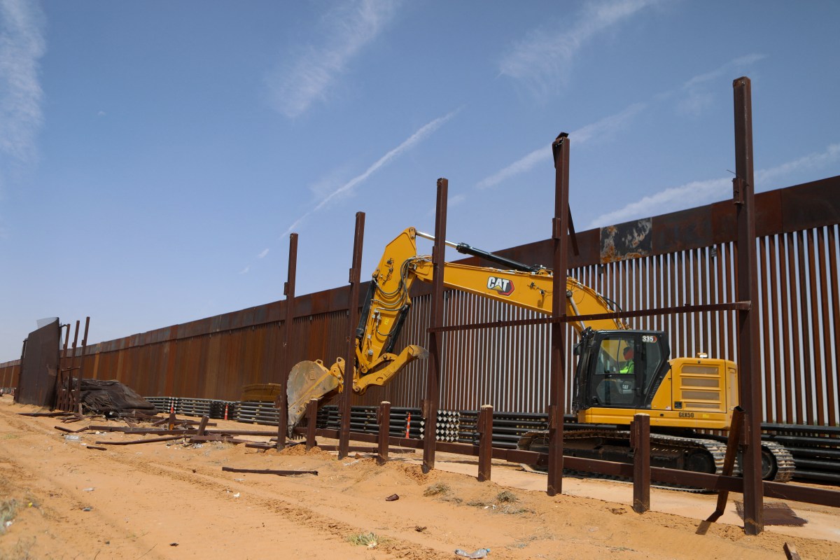 Trump Admin Accused of Stealing Water for Border Wall Construction