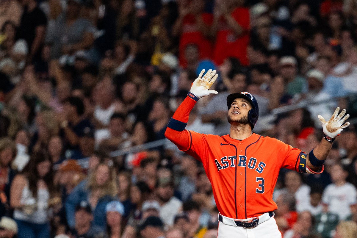 Astros Predicted to Trade Star Shortstop Before Deadline