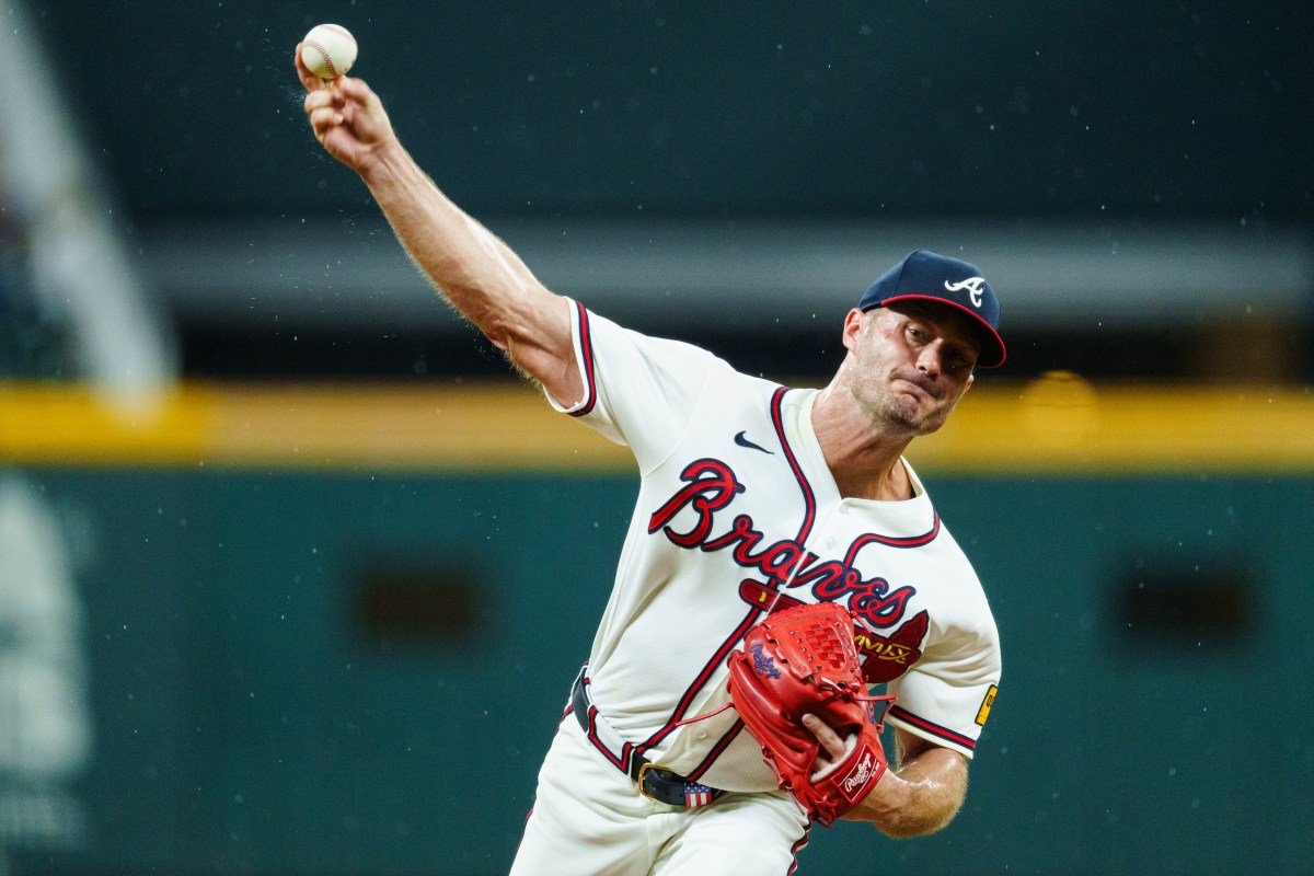 Braves DFA 9-Year MLB Veteran Reliever
