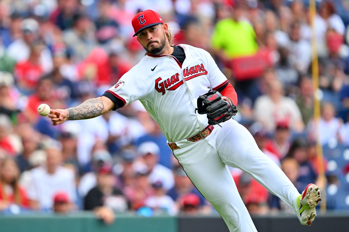 Mets Claim Infielder Off Waivers From Guardians