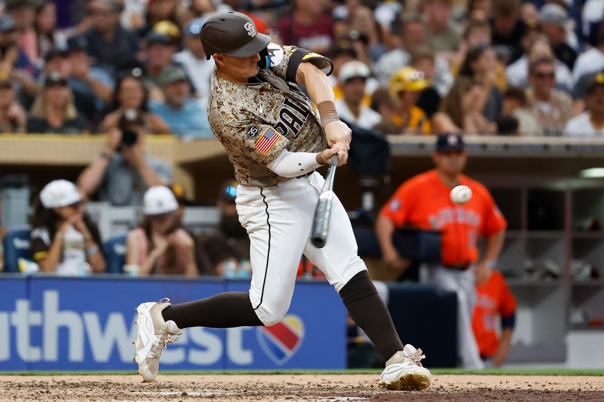 Two Days After Release by White Sox, Former All-Star Homers in Padres Debut