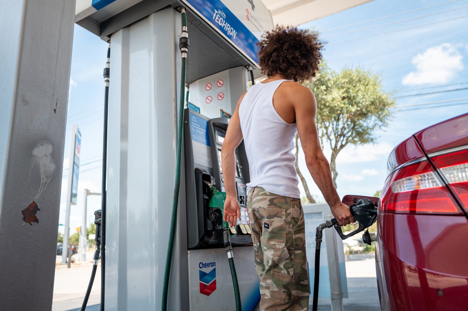 newsweek.com - Giulia Carbonaro - Map shows gas prices in each state as Americans forced to make sacrifices